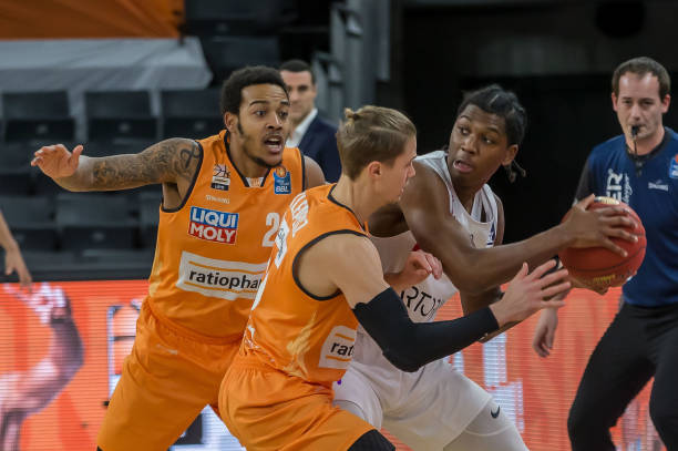 力不断增强 力不断增强