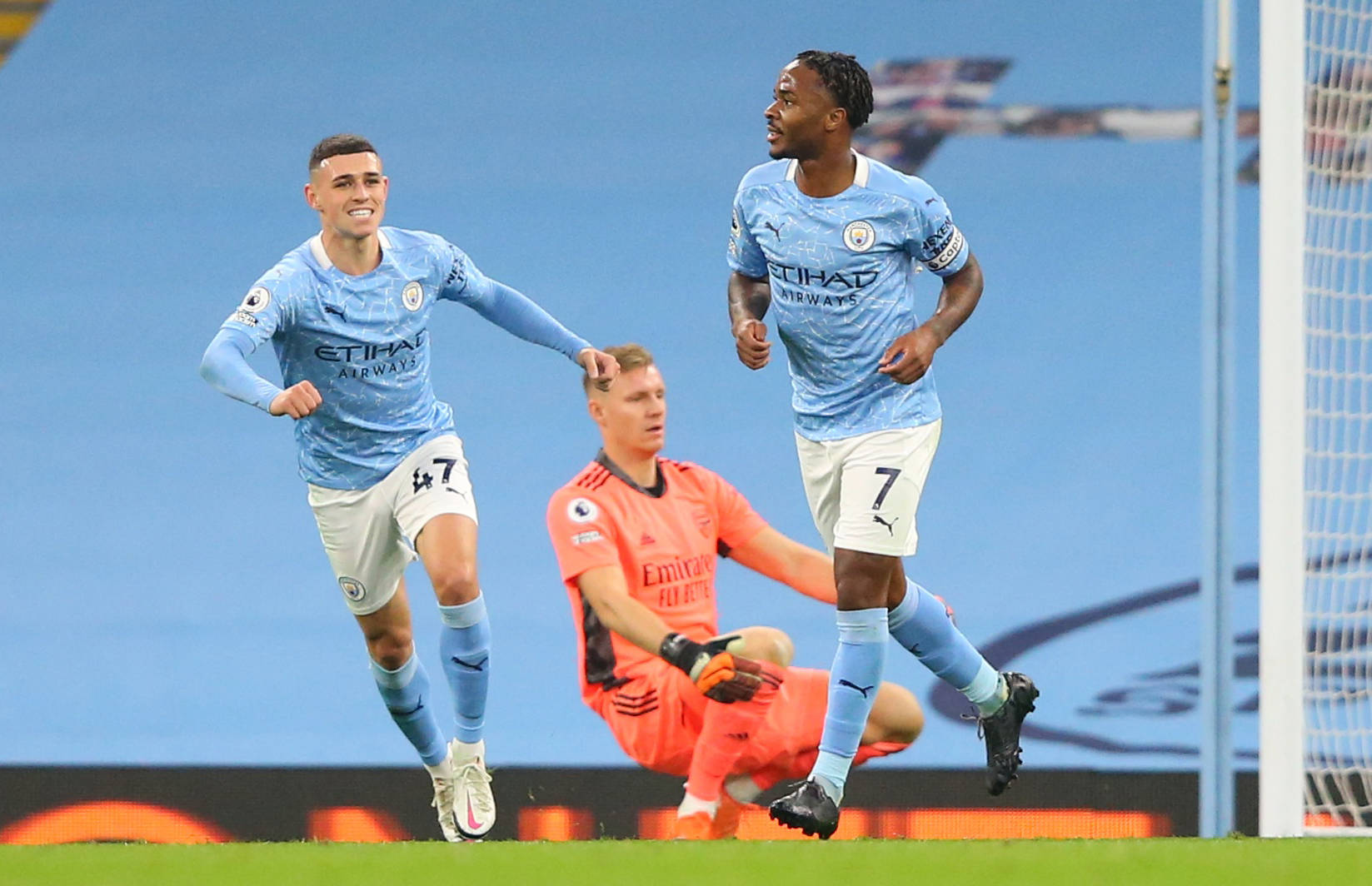 年轻球员成 年轻球员成